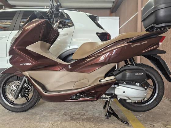 HONDA PCX DLX HONDA PCX DLX